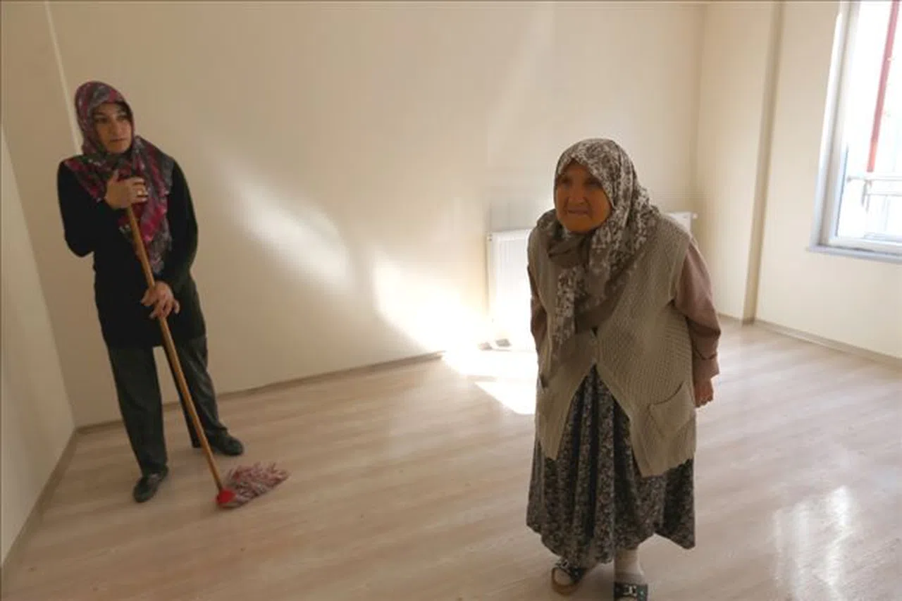 Emine teyze ev sahibi oldu