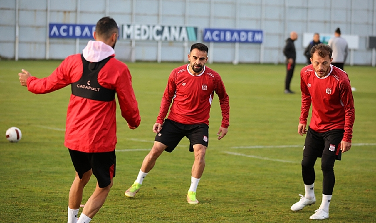Sivasspor'da Trabzonspor maçı hazırlıkları başladı