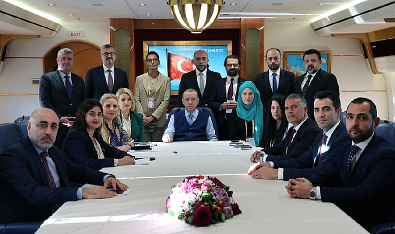 Erdoğan'dan İsrail'e uyarı: Bedelini bellerini doğrultamayacak suretle öderler