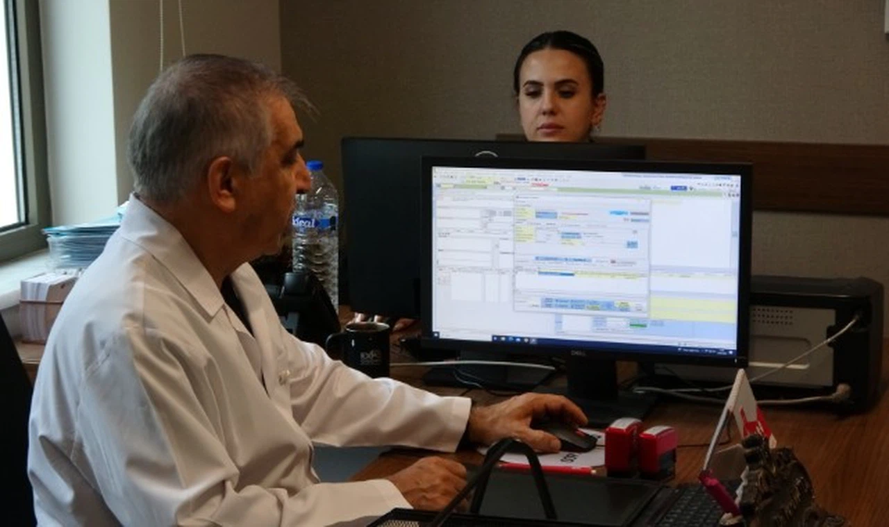 Hekimden 'adenovirüs' ikazı