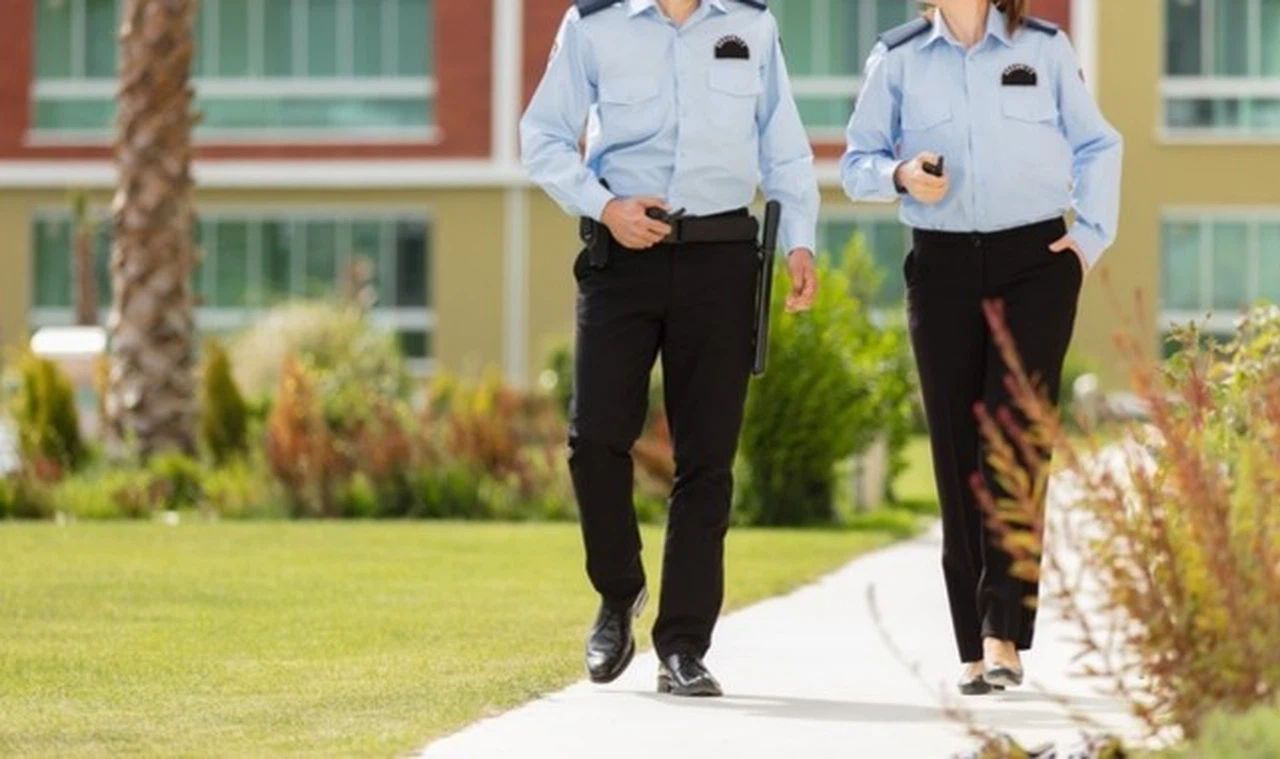 O Bakanlık 88 Sözleşmeli Koruma ve Güvenlik Görevlisi ile 240 Sözleşmeli Destek Personeli alacak