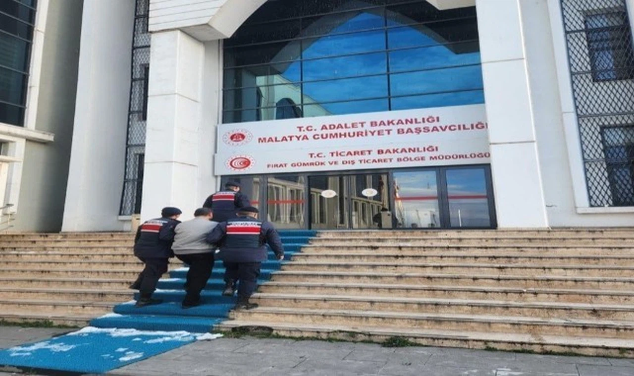 Yakalanan FETÖ firarisi tutuklandı