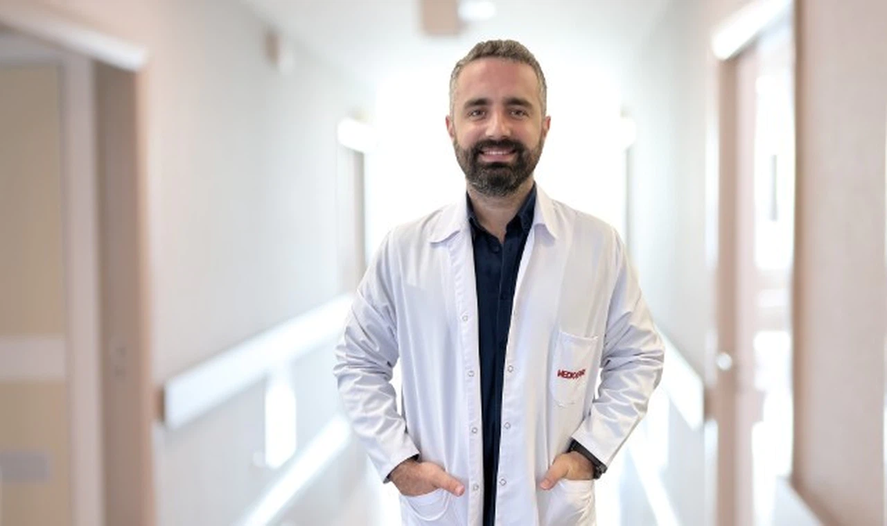 'Çocuklar öpücük hastalığına karşı korunmalı'