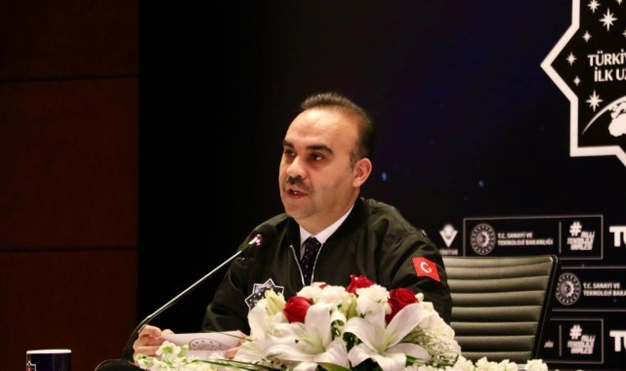 Sanayi ve Teknoloji Bakanı Kacır, “Alper Gezeravcı'nın gerçekleştirdiği Uzay Bilim Misyonu bir ilktir, ama son olmayacaktır”