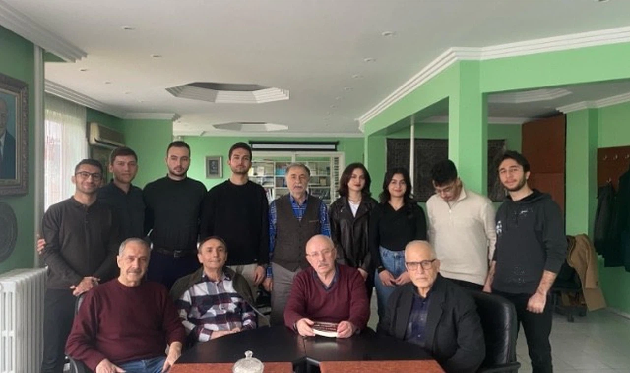 Sivas Hizmet Vakfı yöneticileri, Sivaslı üniversite öğrencileriyle bir araya geldi