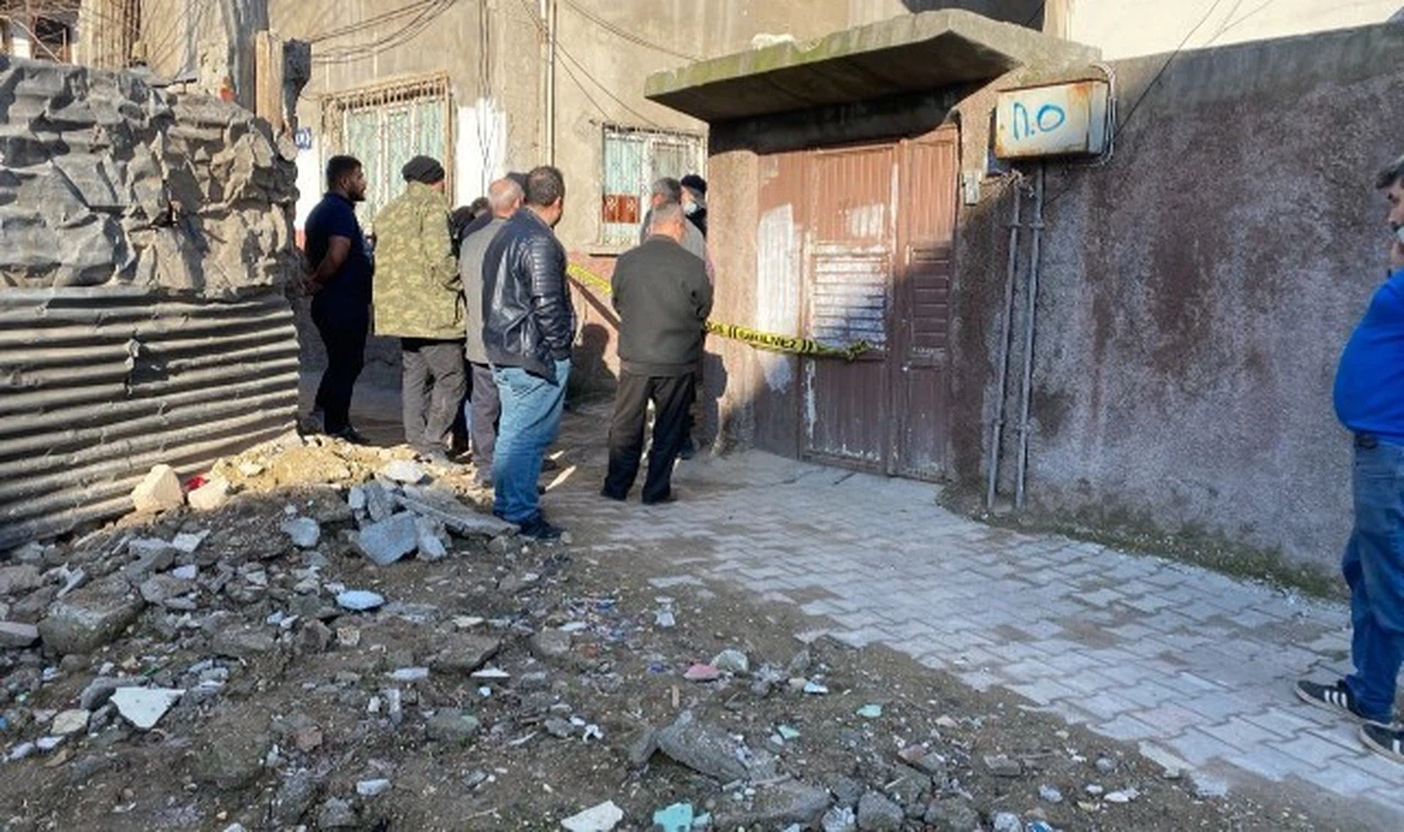 Yatağında ölü bulundu