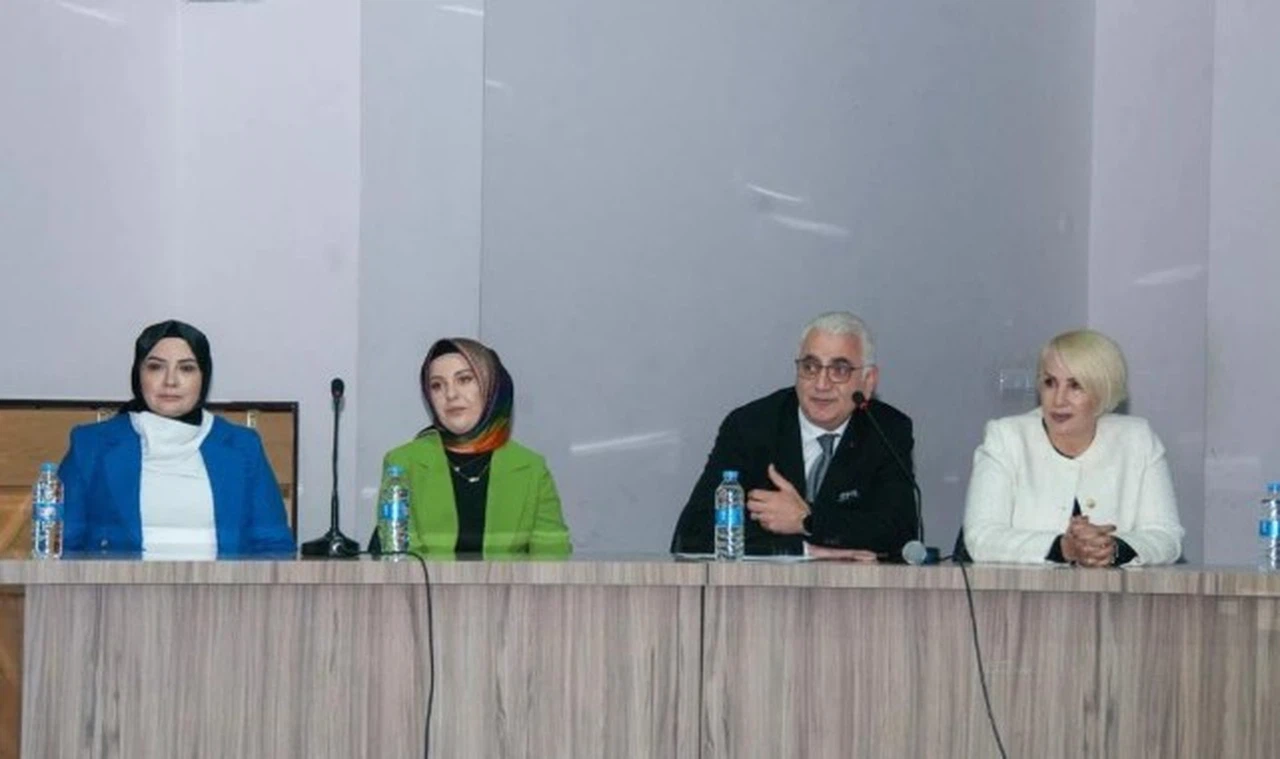 EBYÜ'de 8 Mart Dünya Kadınlar Günü Paneli