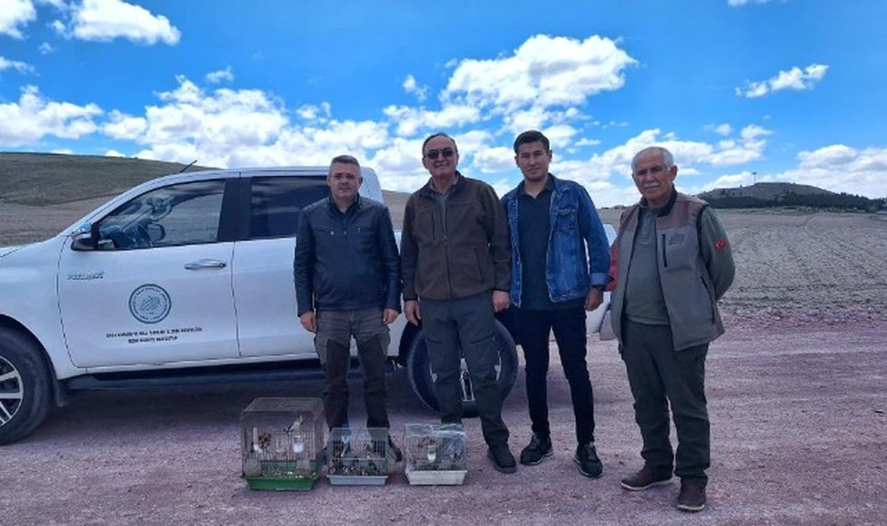 Saka kuşu bulunduranlar yakalandı