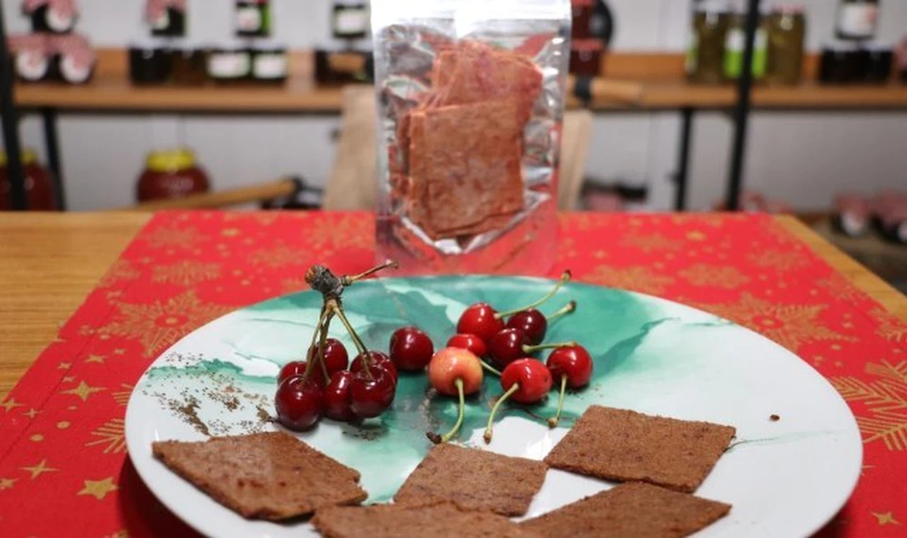 Artık kirazın da tarhanası var