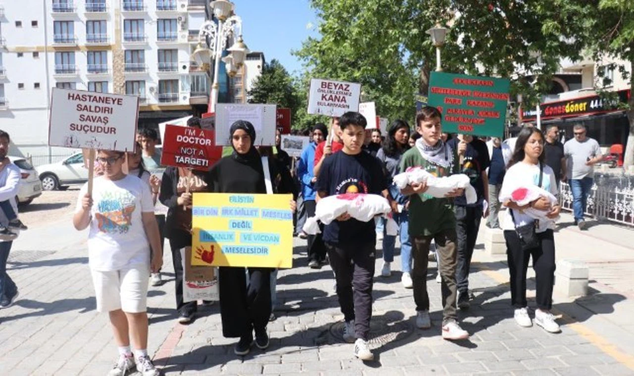 Filistin için yürüdüler