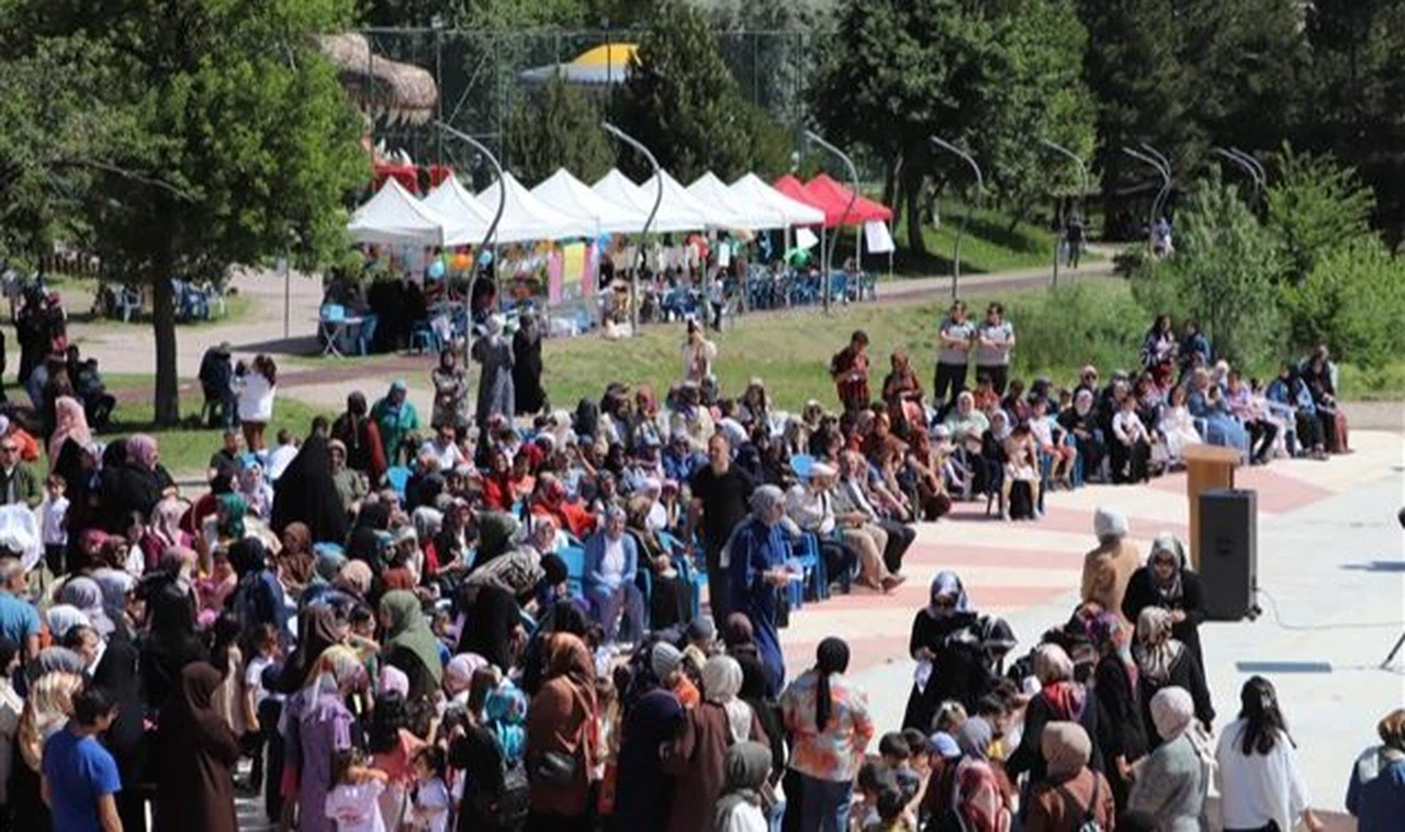 Sivas'ta Kur'an kursları şenliği