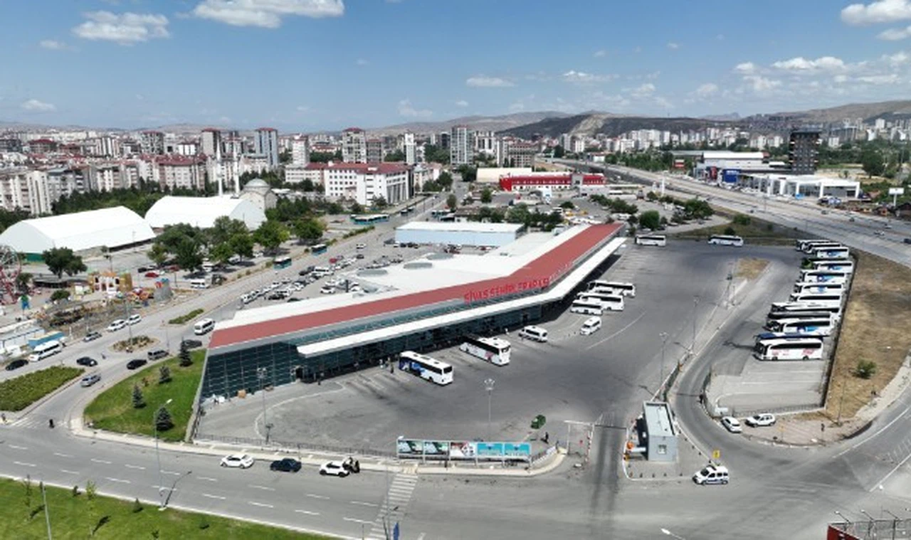 Ulaşımda fiyat farkları terminali ıssızlaştırdı