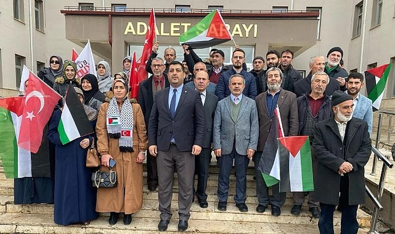 Sivas Saadet Partisi'nden kamu görevlilerine suç duyurusu