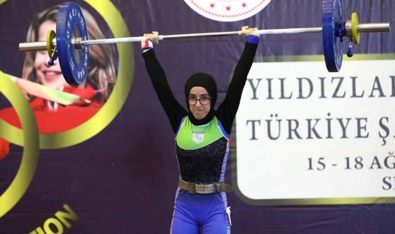 Sivas'ta Türkiye Halter Şampiyonası