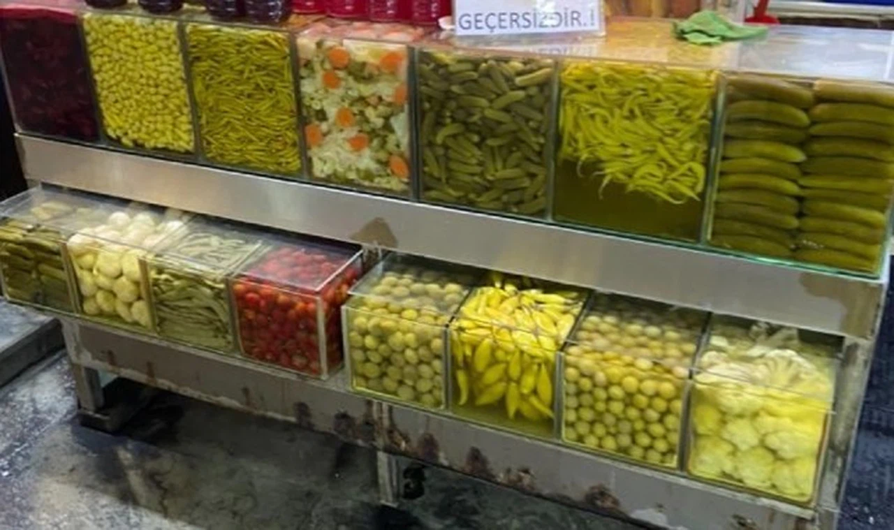 Sivas'ta yaz da kış da turşu tüketiliyor