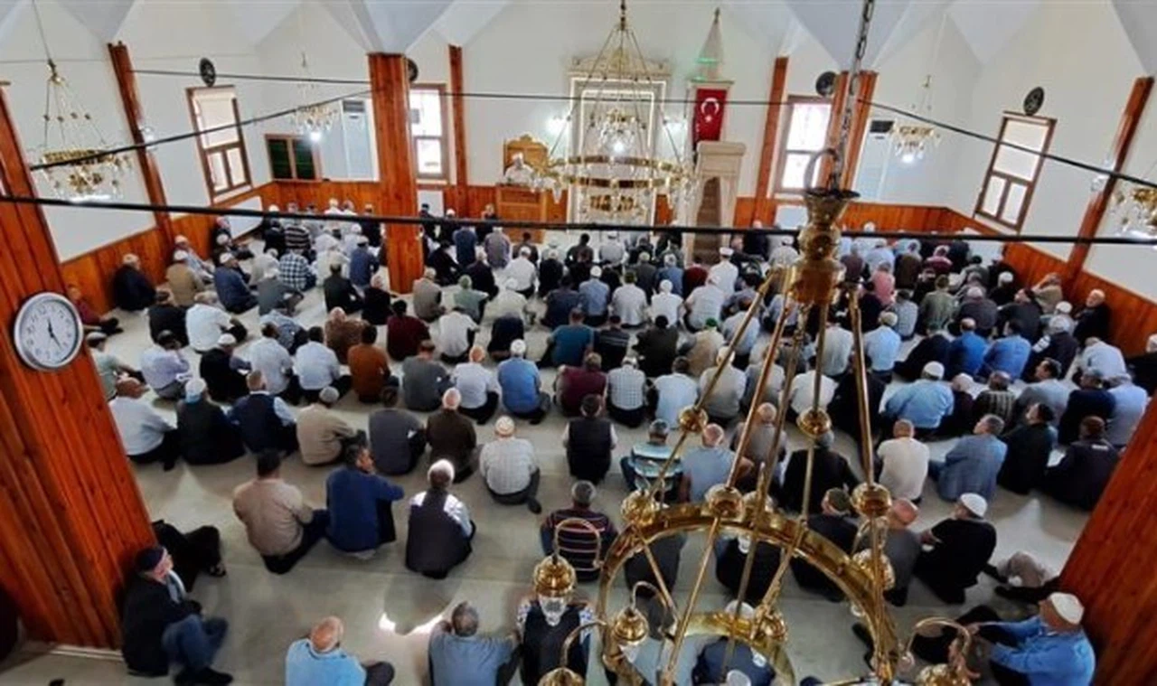 Sivas Müftüsü'nden Zara'da sohbet