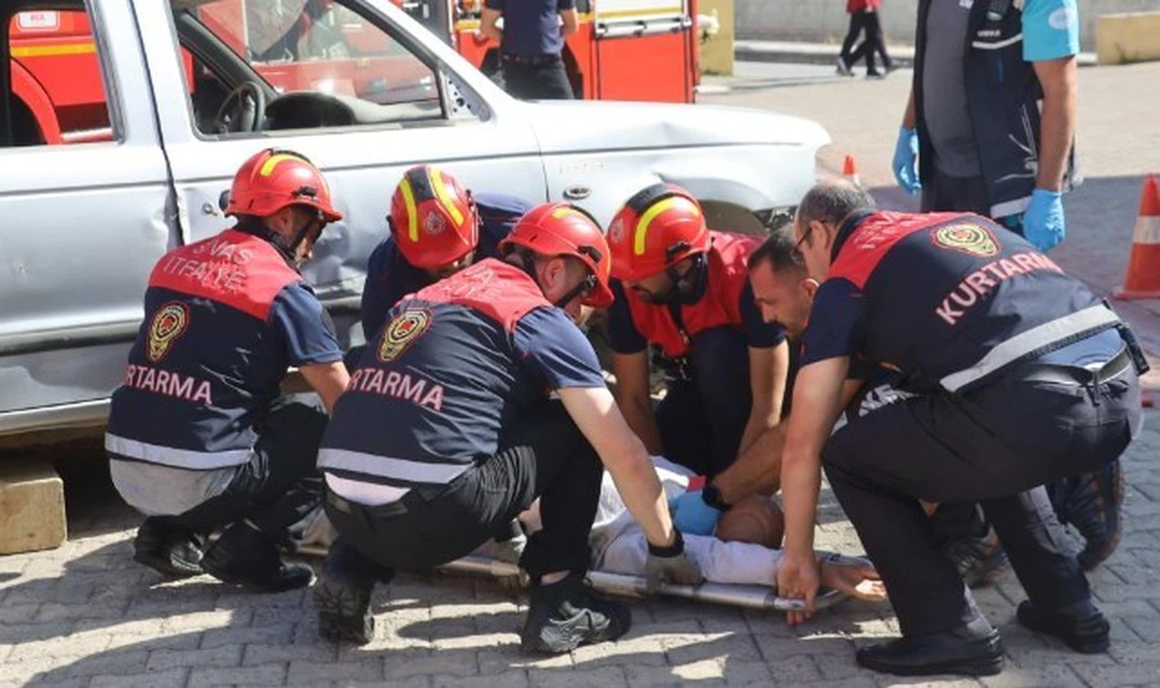 Sivas'ta gerçek gibi tatbikat