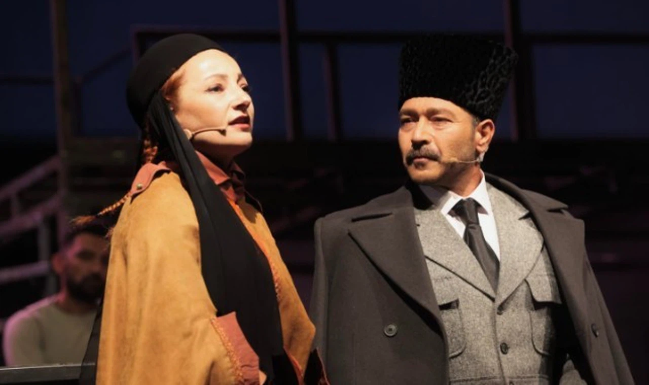 Sivas'ta Yüzyıllık Destan Ateş yerinde sahnelendi