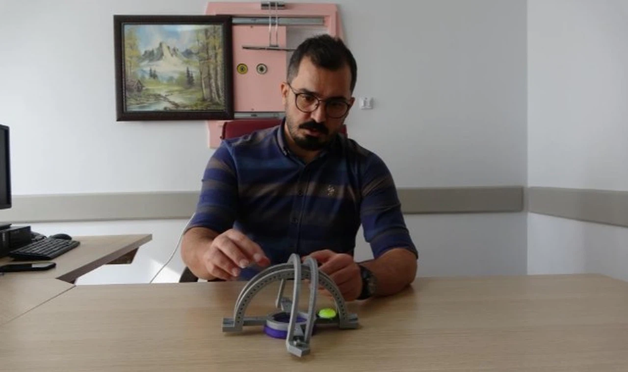 Kalça ameliyatlarında yeni bir aparat