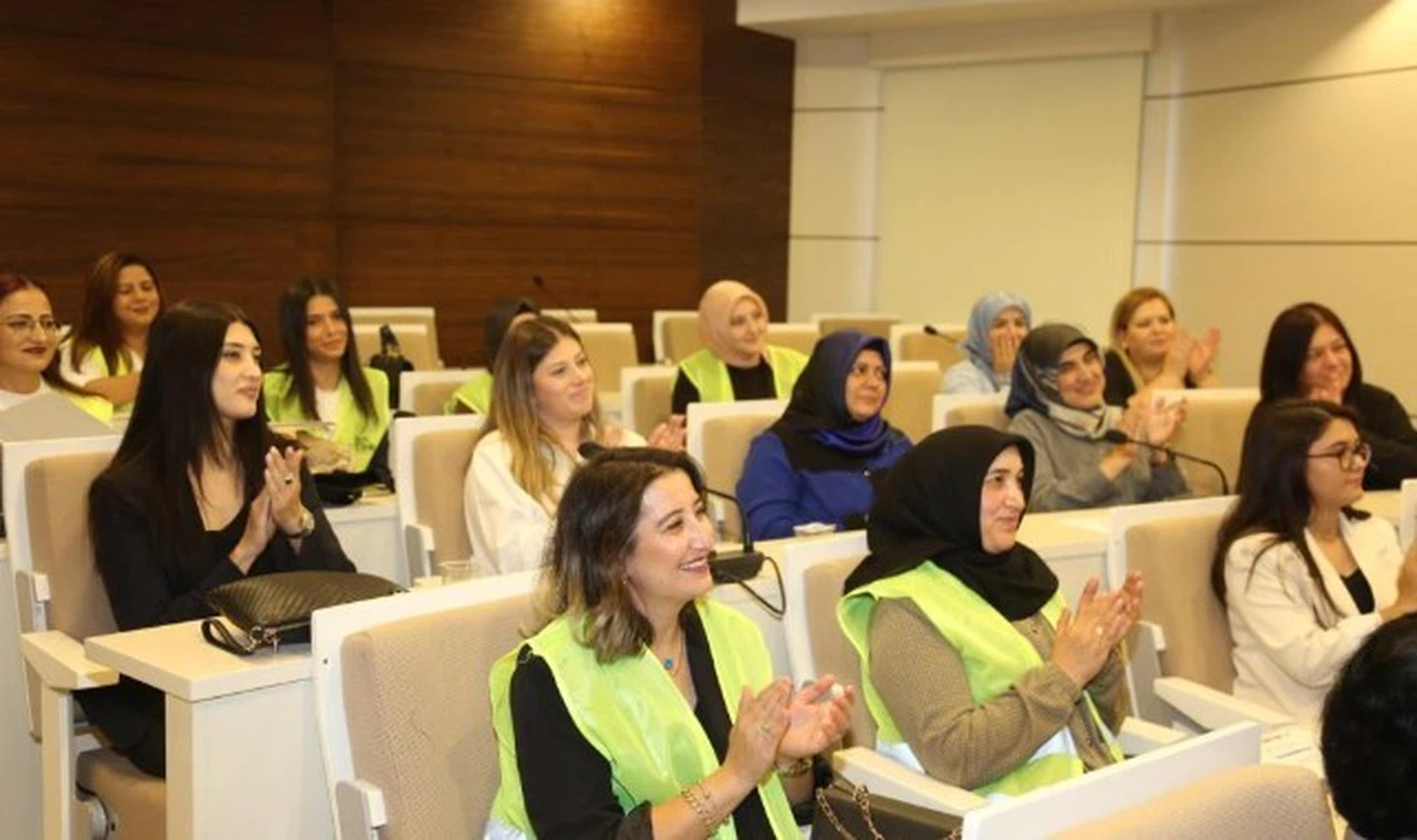 Sivas'ta bu kurs kadınları iş sahibi yapacak