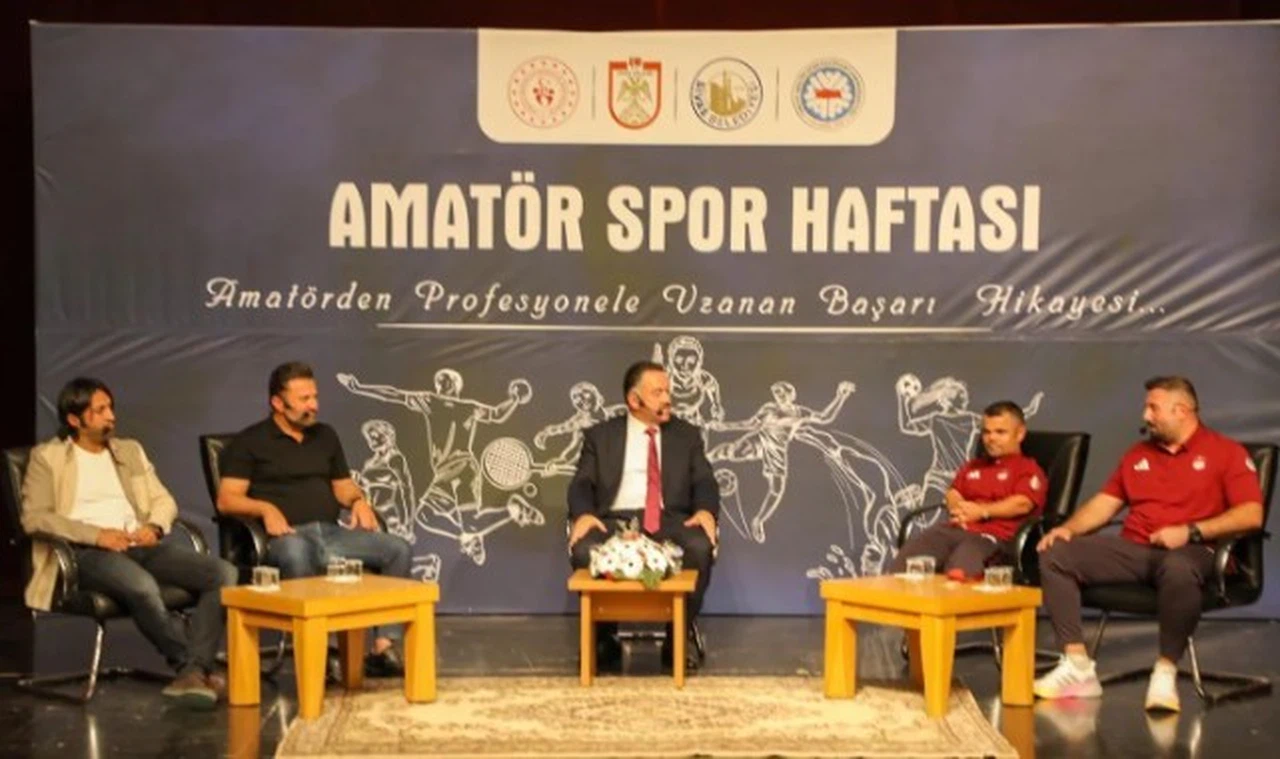 Sivas'ta spor başarı hikayeleri anlatıldı