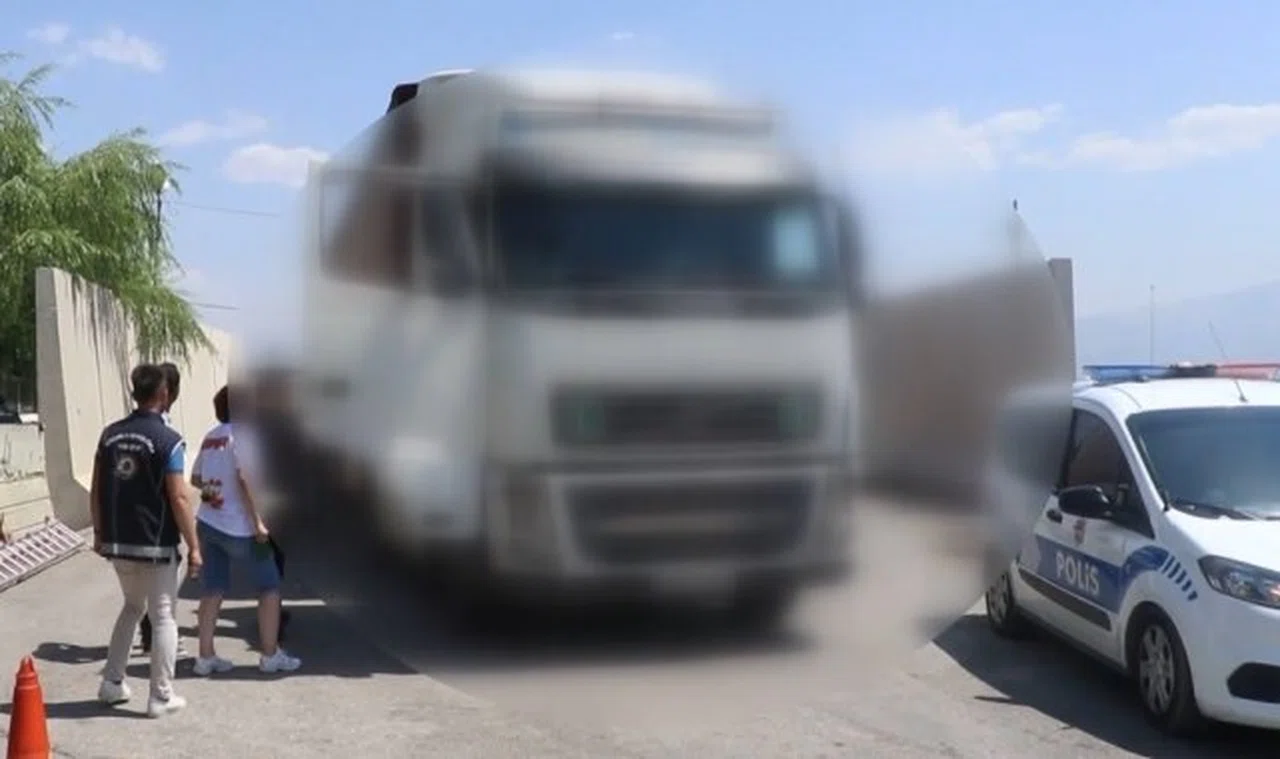 17 kaçak göçmen yakalandı