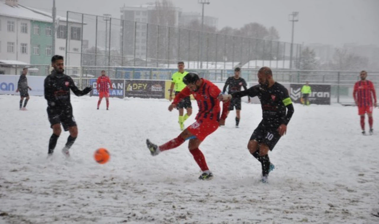 Sivas Dört Eylül, Elbistan'ı 4'ledi