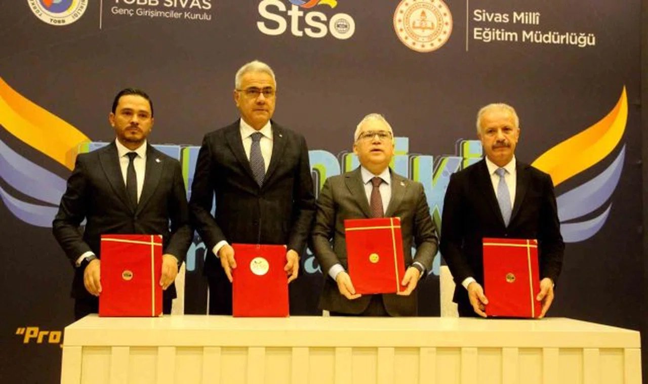 Sivas'ta gençler teknolojik fikirlerle yarışacak