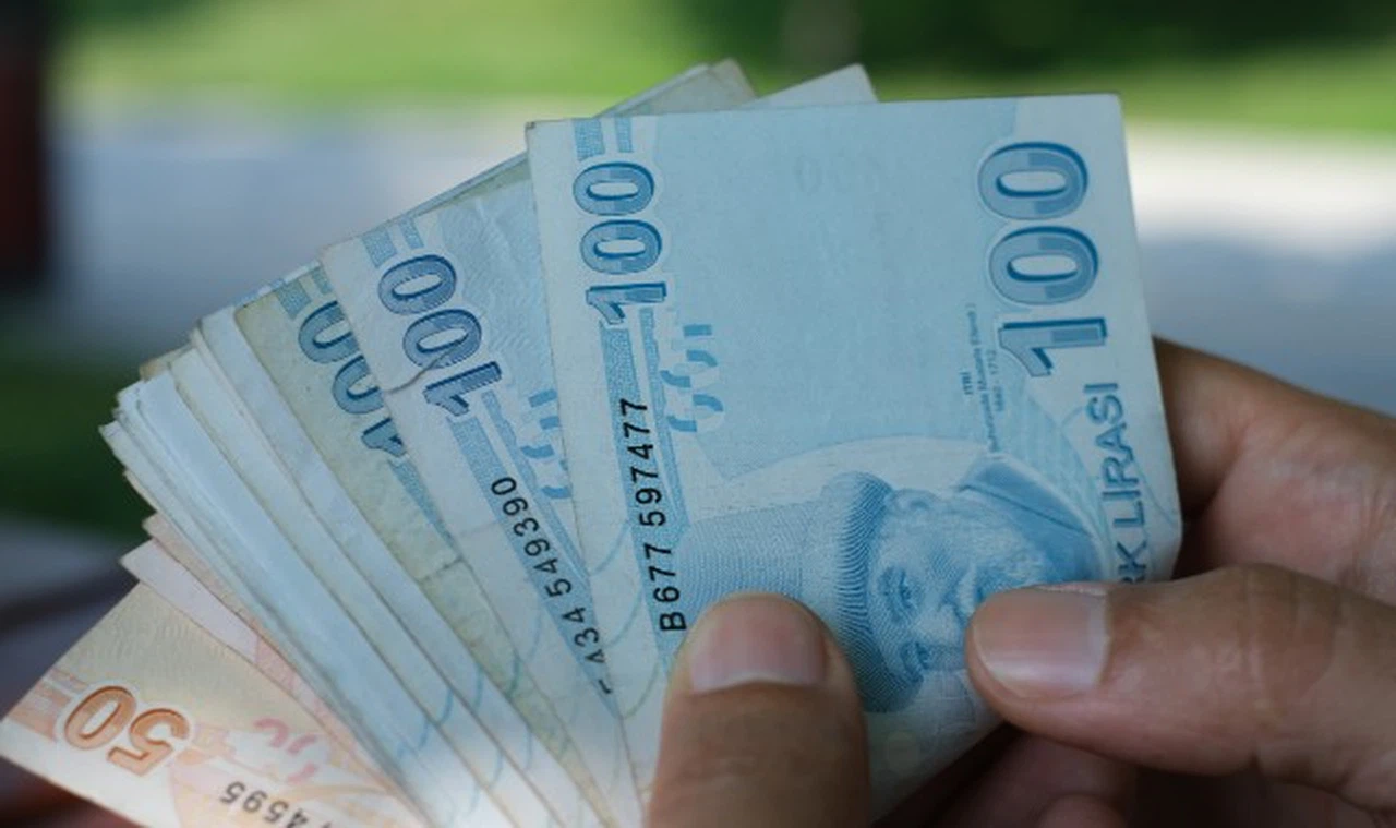 2025 Yılında Maaşlar Ne Kadar Olacak? 