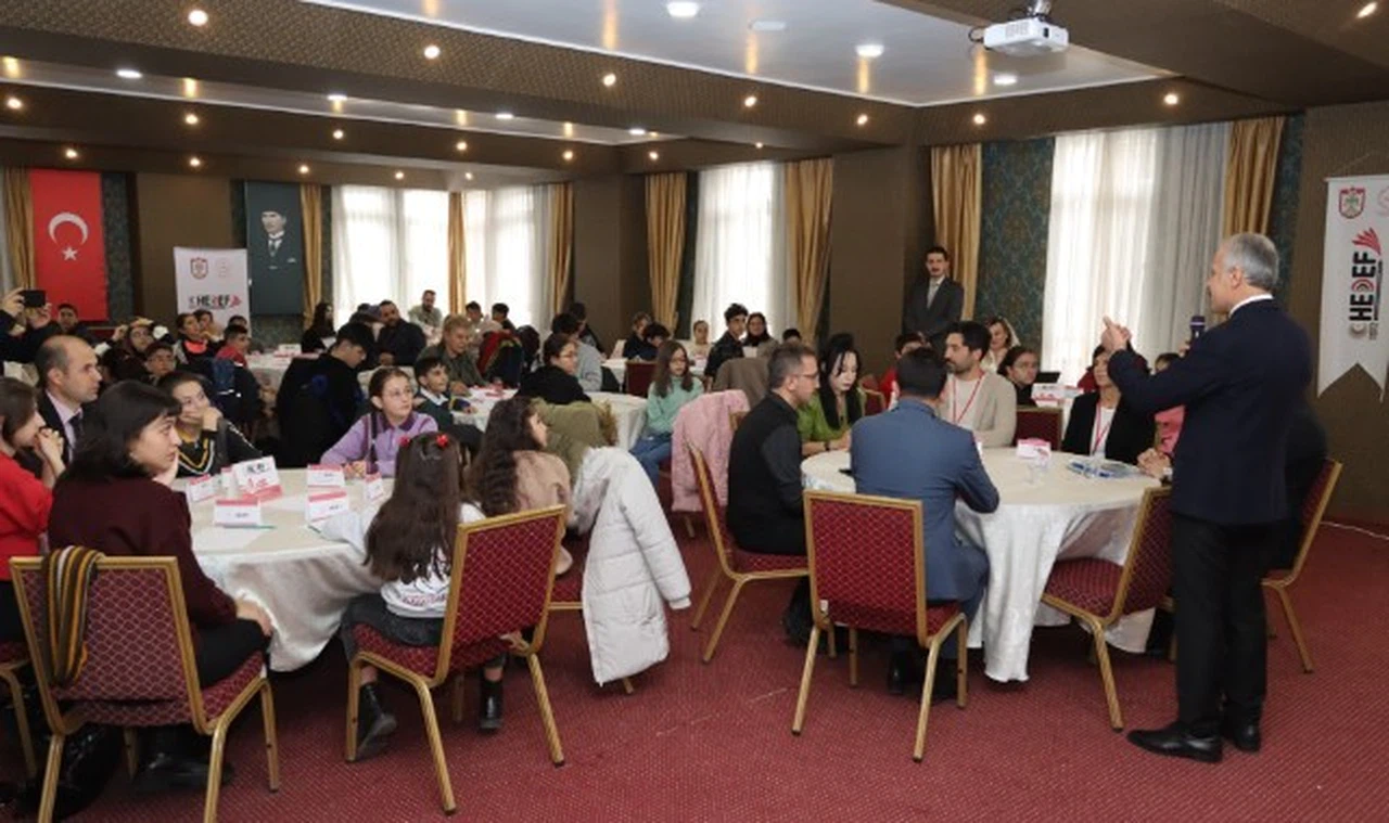 Sivas eğitimi HEDEF Çalıştayı'nda