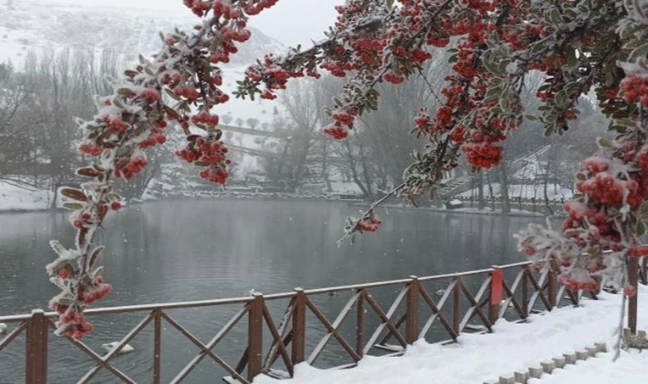 Sivas'ta donmayan tek göl