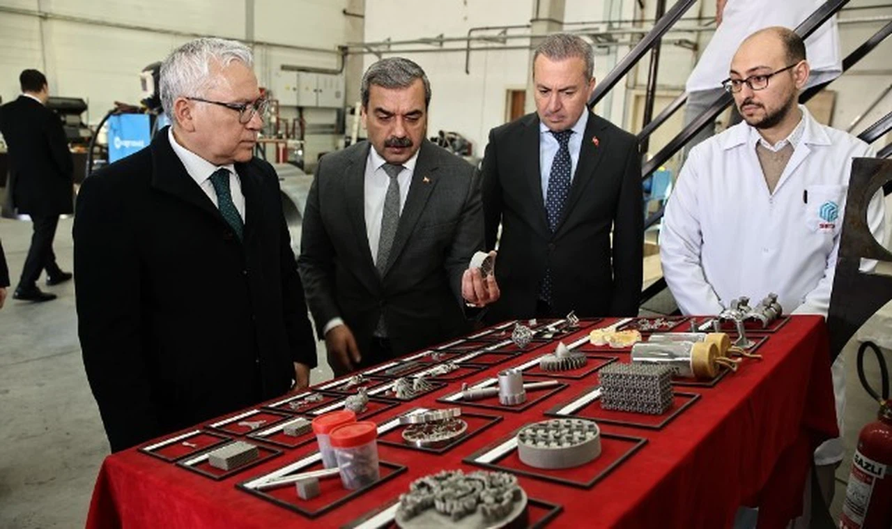 Sivas'ta inovasyon merkezine ziyaret