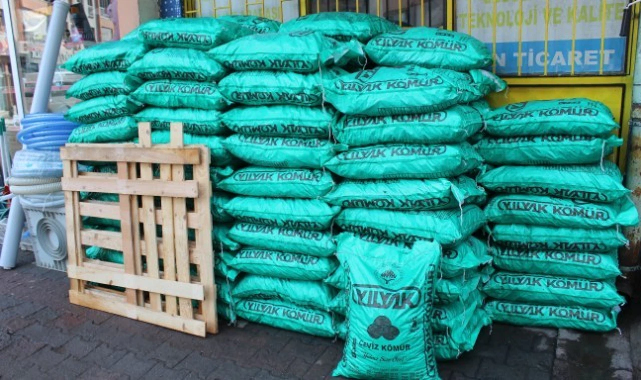 Sivas'ta kış yeni başladı, kömür fiyatları artışta