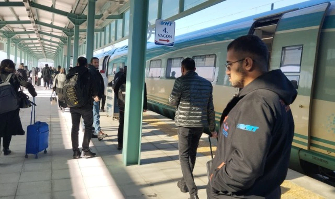 Sivas-Ankara YHT'de 3 saatlik rötar