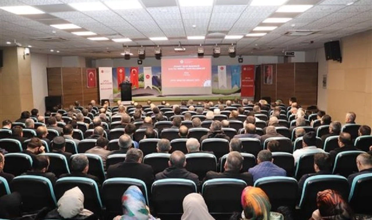 Sivas'ta dijital dünya ve din ele alındı