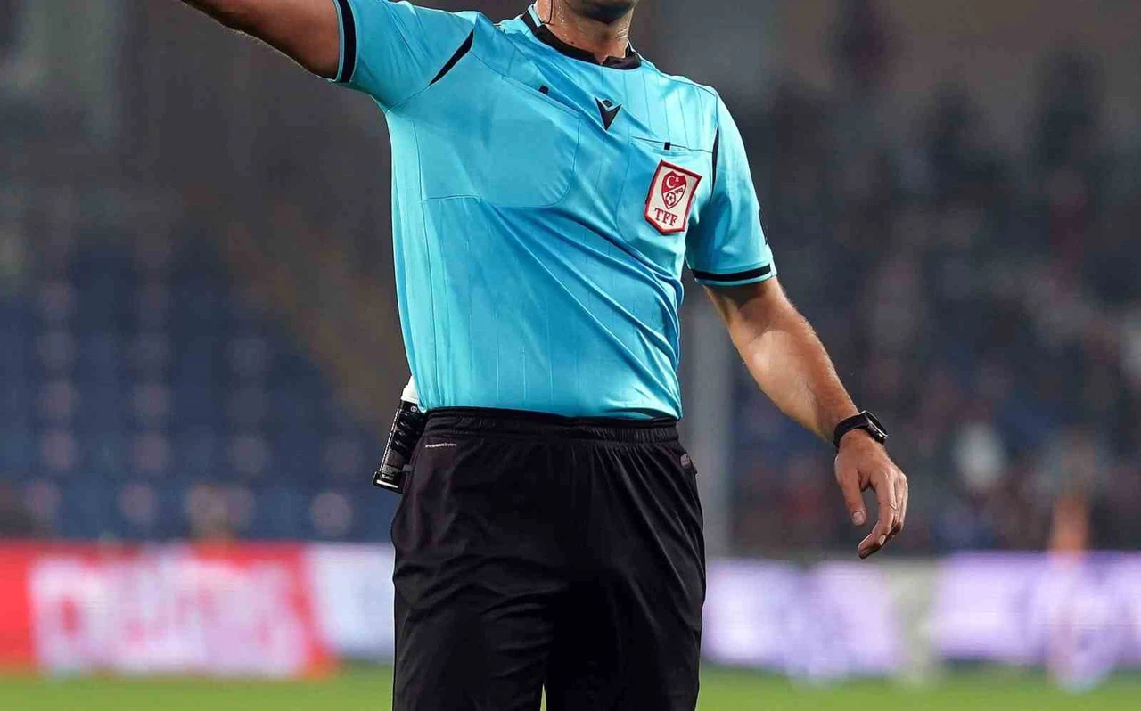 Galatasaray - Fenerbahçe Karşılaşmasının Hakemi Belli Oldu