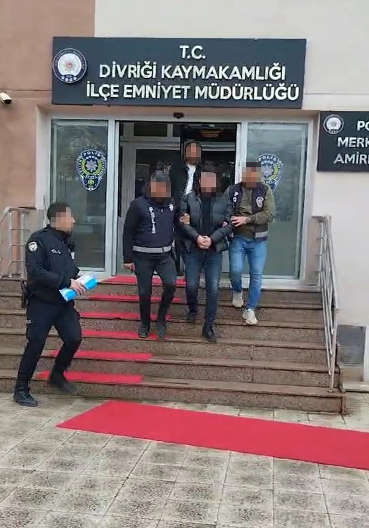 Firari Suçlu Sivas'ta Yakalandı