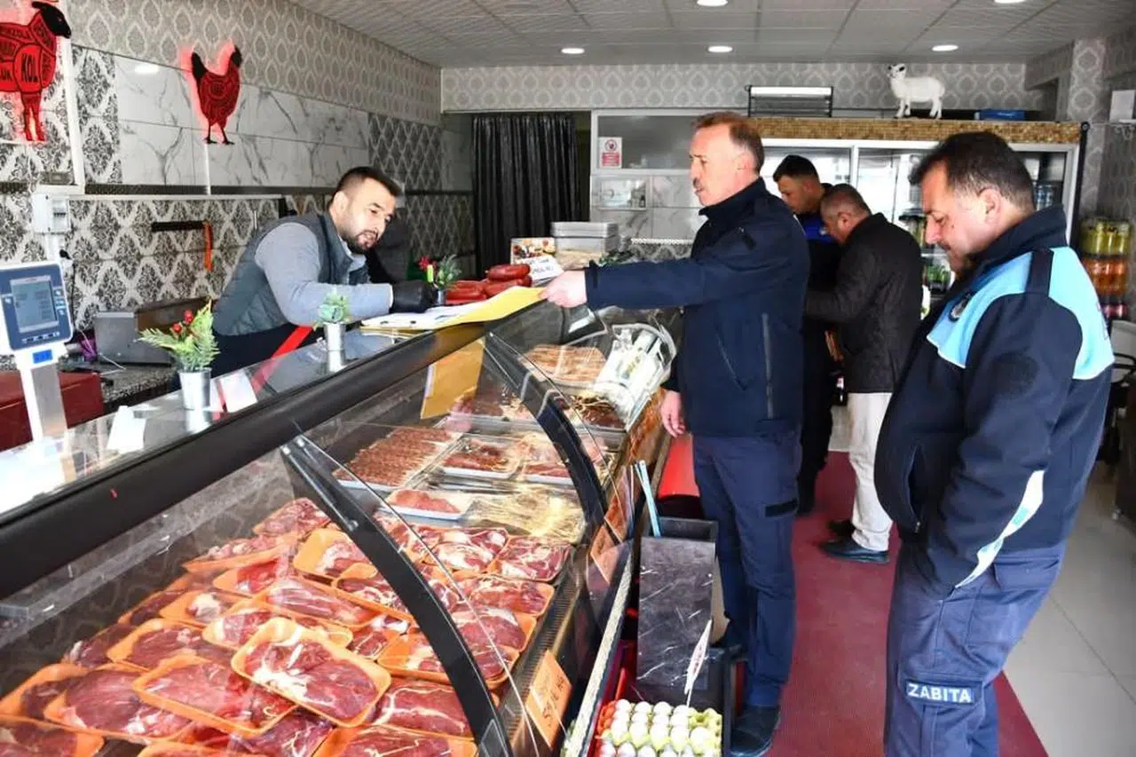 Sivas'ta Kasaplar ve Marketler Denetlendi