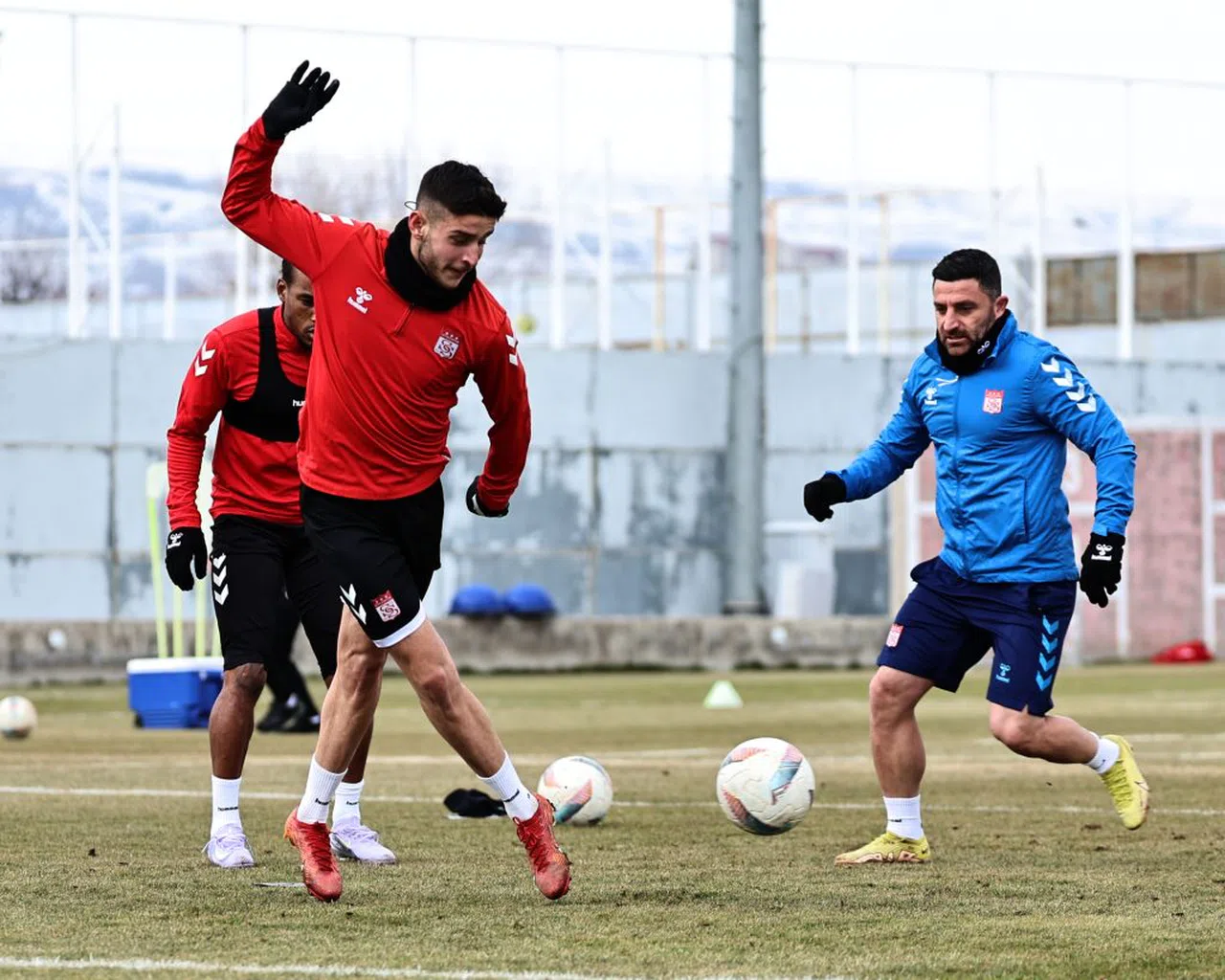 Sivasspor'da Hazırlıklar Devam Ediyor