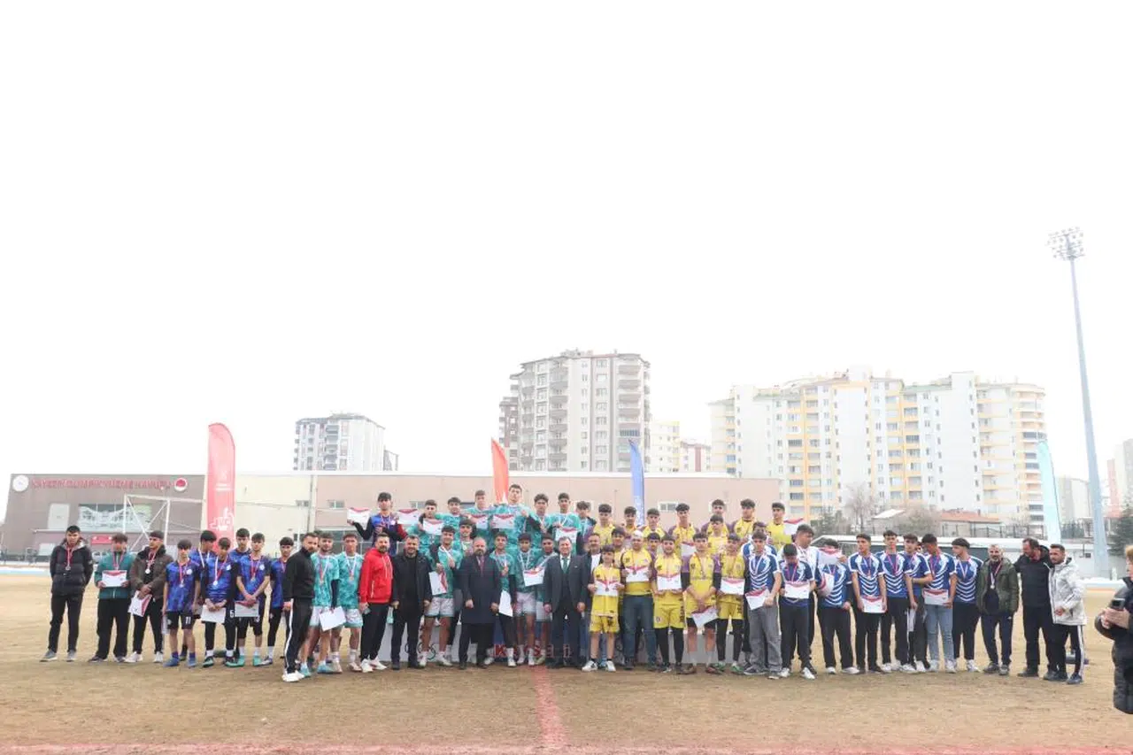 Ragbi Gençler Grup Birinciliği Tamamlandı