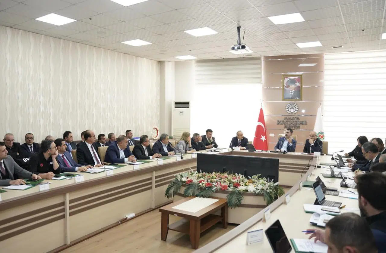 Murat Kurum'dan Deprem Fırsatçılarına Tepki