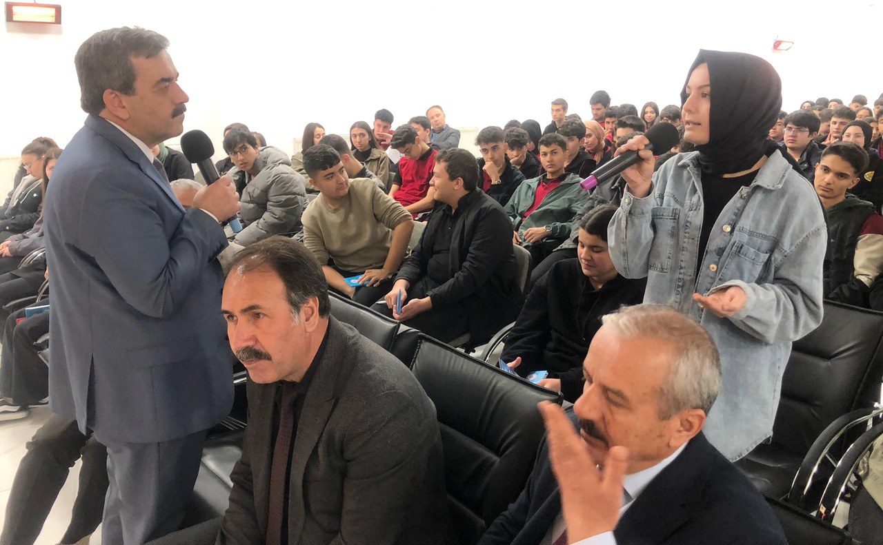 Prof. Dr. Mehmet Kul Mezun Olduğu Okulda