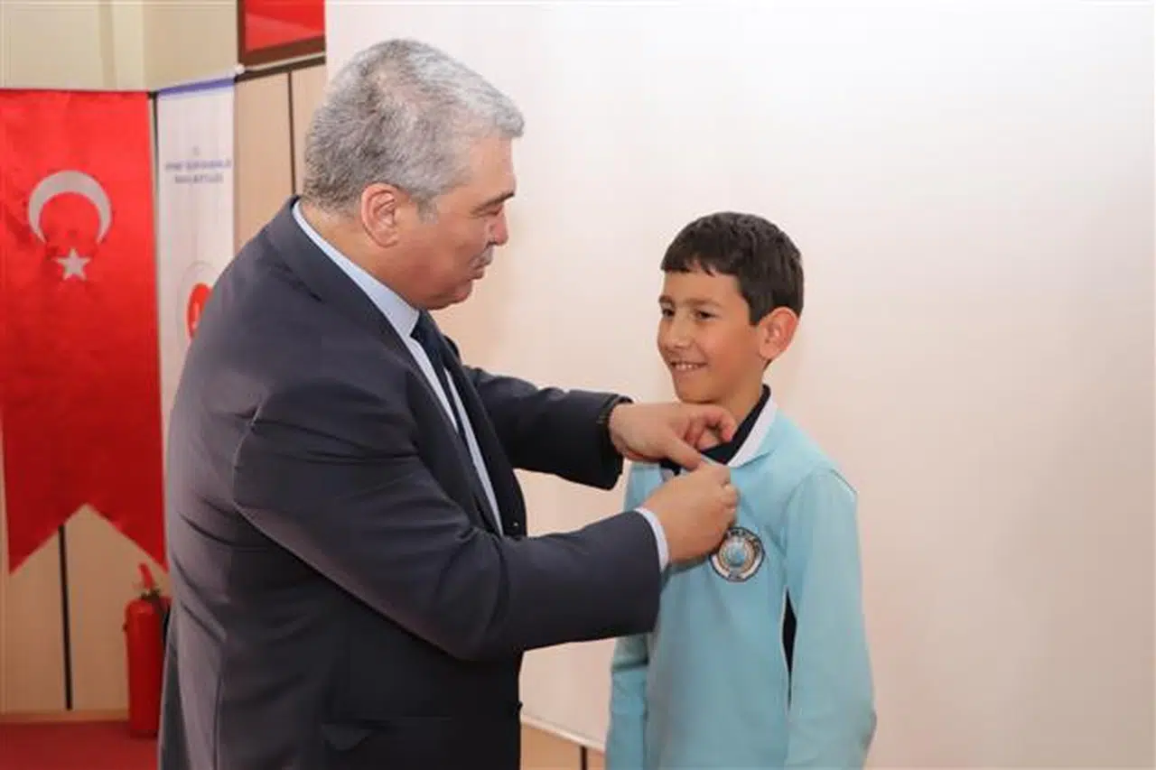 Türkiye birincisi tilavetiyle takdir topladı