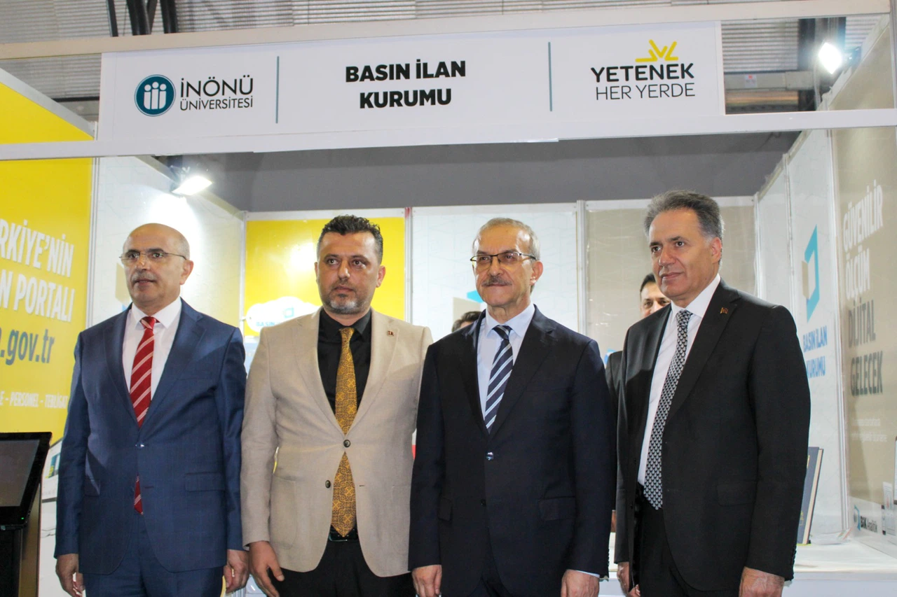 Basın İlan Kurumu İpekyolu Kariyer Fuarı’na katıldı