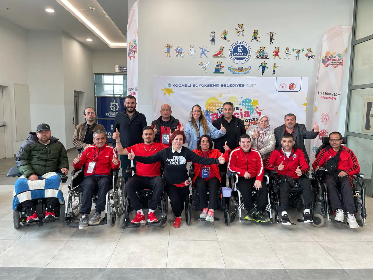 Sivaslı sporcular kürsüye çıktı