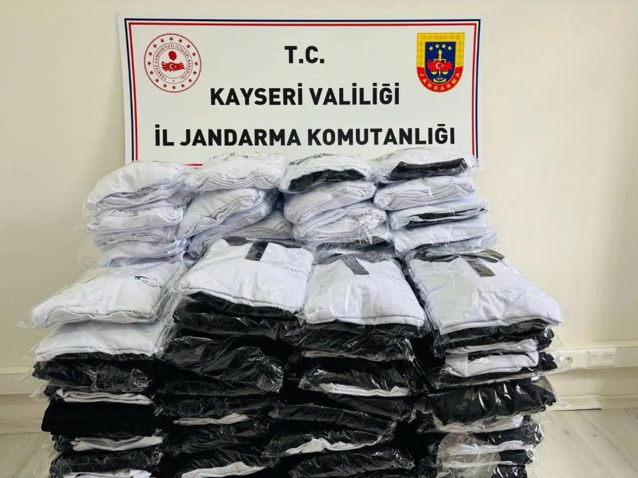 Sahte tişört operasyonu