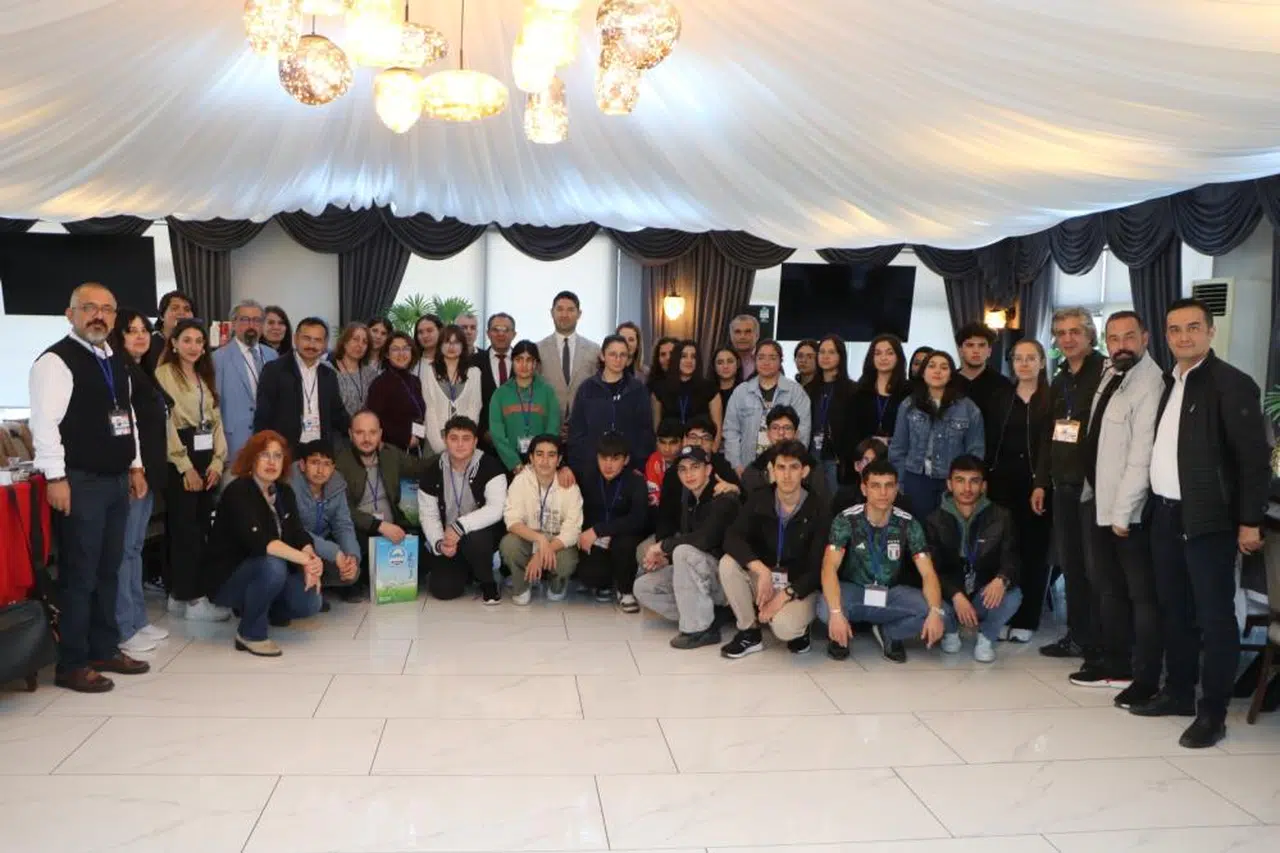 Sivaslı öğrenciler kültür buluşması için Söke’de