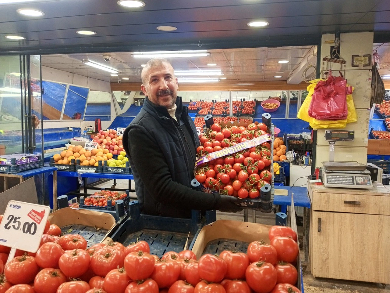 Sivas Hali'nde bayram sonrası bereket