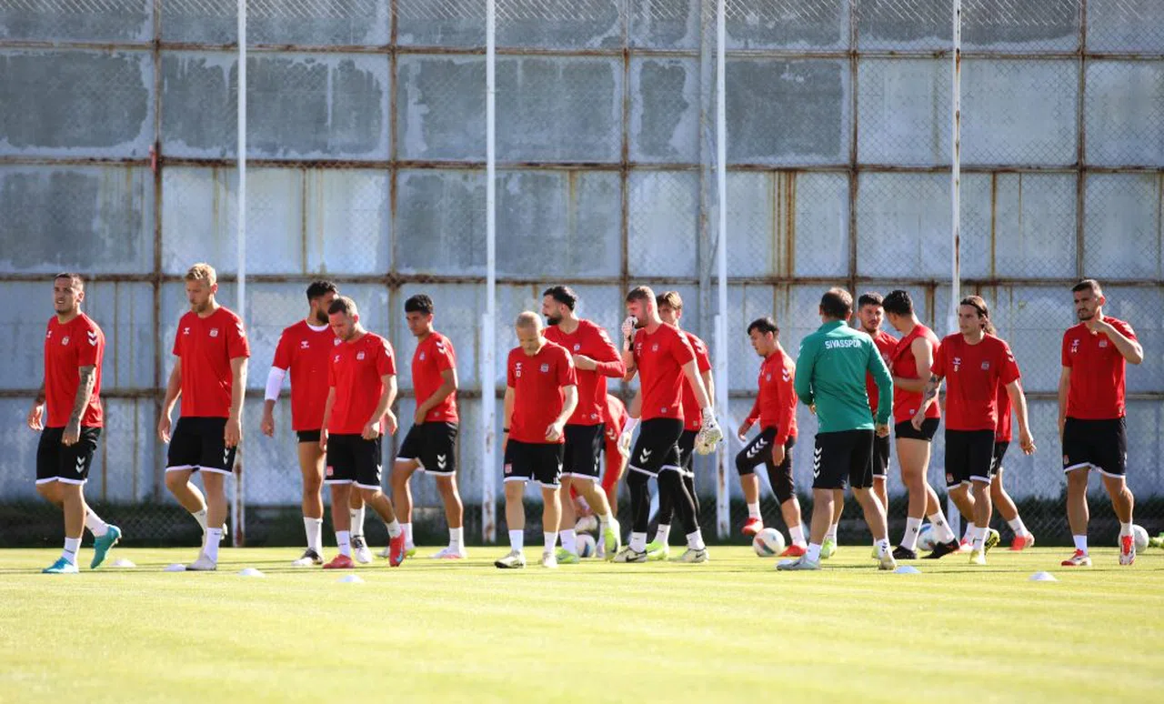 Sivasspor'da sessiz sedasız hazırlık