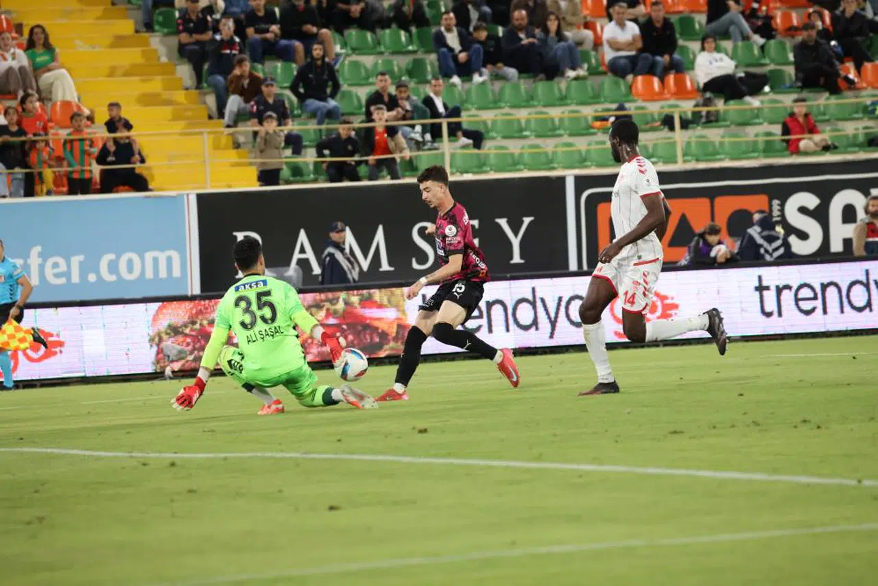 Trendyol Süper Lig: Alanyaspor: 2 - Sivasspor: 0